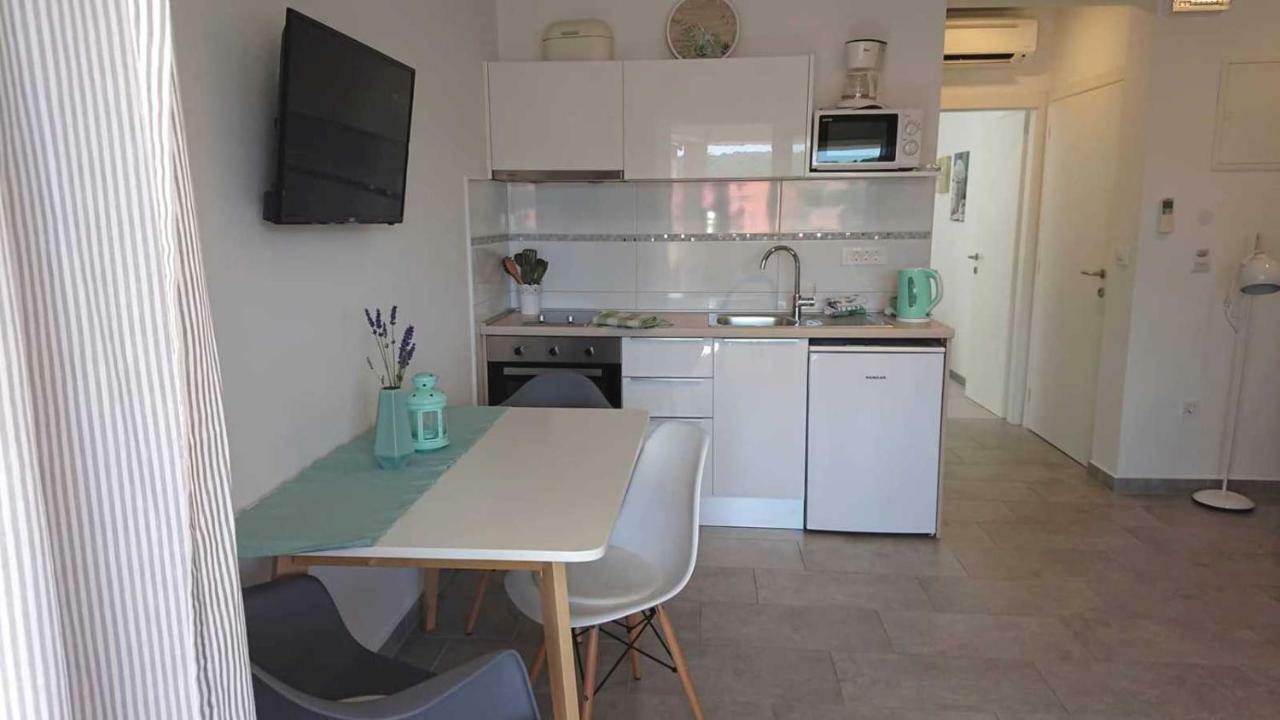 Apartments Nina Rab Town Dış mekan fotoğraf